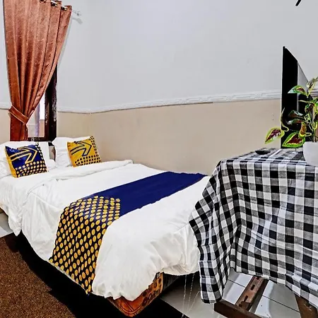 Spot On 91425 Mekargalih Homestay Syariah